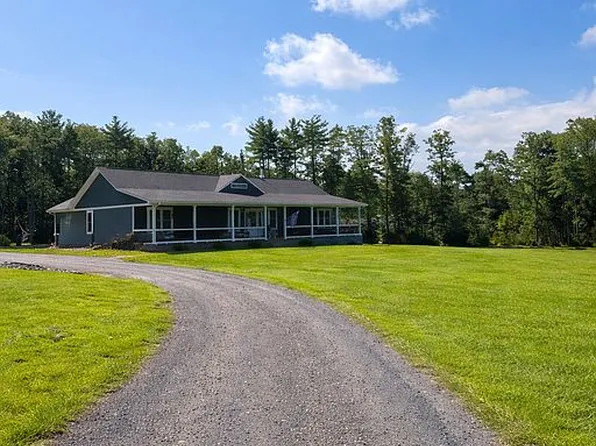 55 Petra Dr, Hillsville, VA 24343