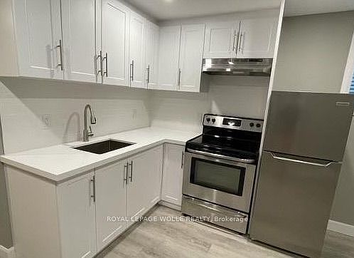 3rd image of 369 Sienna Cres