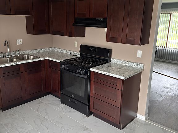 4th image of 5969 Marbella Ct