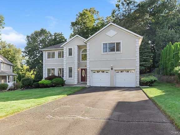 3rd image of 5 Dennis McHugh Court