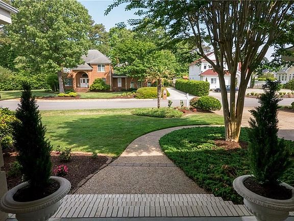 5th image of 521 Coastal Dr