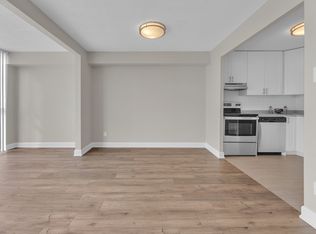 Albert Park Apartments, Belleville, ON K8P 4X1