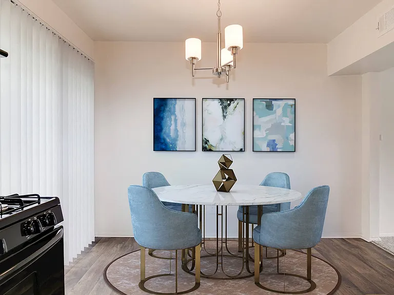The Lawton Townhomes — Photo 5