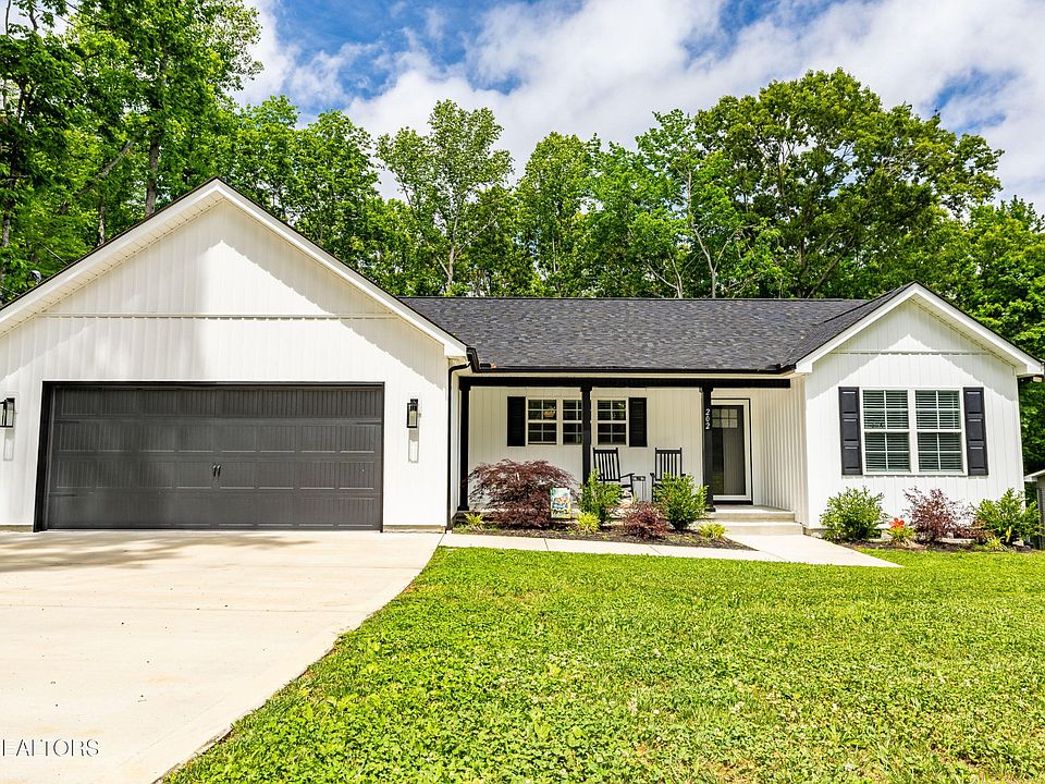 1st image of 202 Skyline Ln