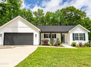 202 Skyline Ln, Powell, TN 37849
