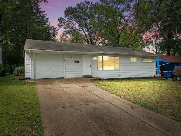 10024 Lakemoor Dr, Saint Louis, MO 63136