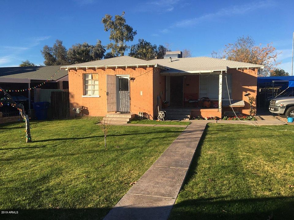 1st image of 658 E 2nd Ave