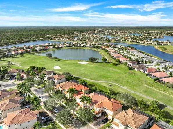 1747 Sarazen PL, NAPLES, FL 34120