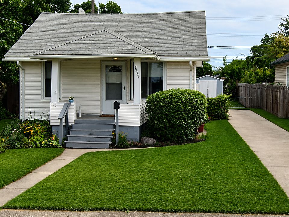 1st image of 25052 Comfort St