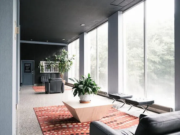 Building's Lounge