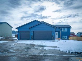 13945 Telluride St, Summerset, SD 57769