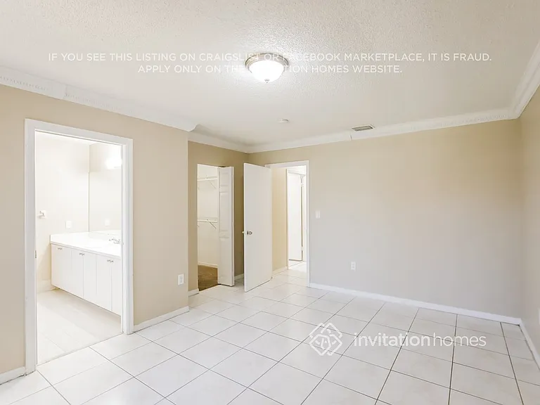 13742 SW 181st St — Photo 11