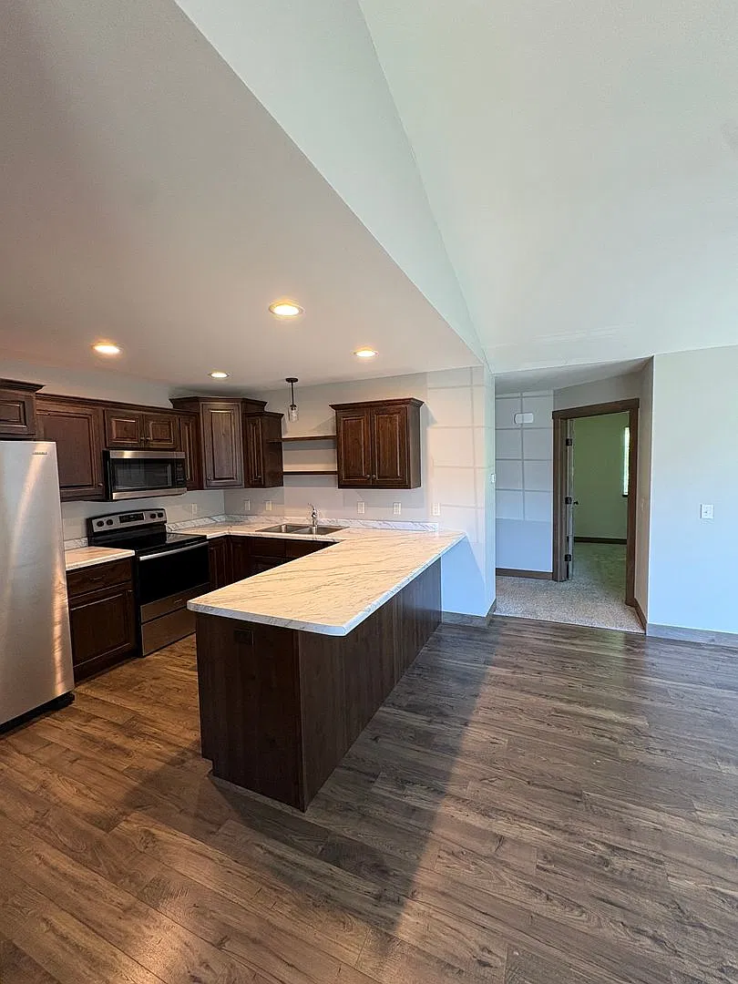 4962 Bluebell Ct — Photo 3