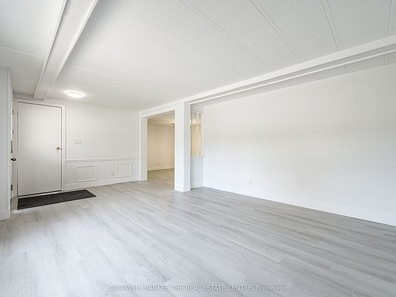 3rd image of 17 Linden Ln