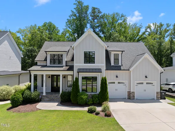 2073 Amalfi Pl, Apex, NC 27502