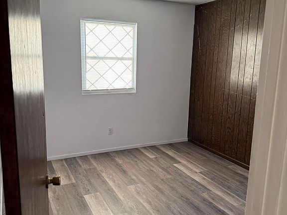 3rd image of 2909 Kelso Ave