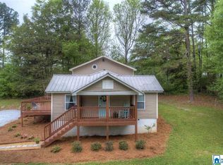141 Apple Ln, Hayden, AL 35079