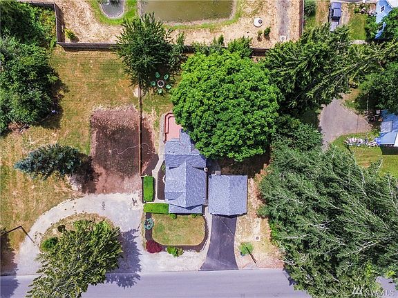 2nd image of 2825 30th Ave SE
