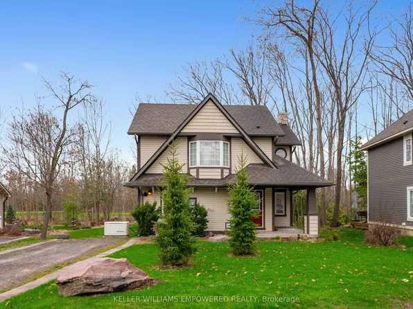 22 Country Trl, Georgian Bay, ON L0K 1S0