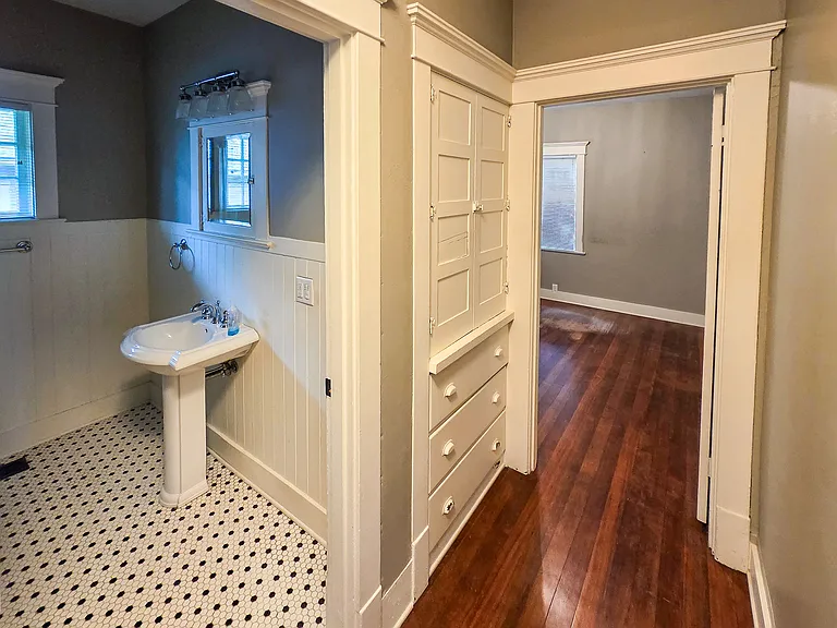 1725 Commercial St SE #1725 — Photo 8