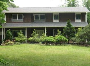 68 Old Middletown Rd, New City, NY 10956