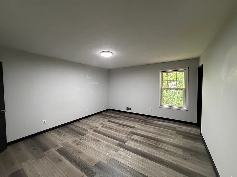 2153 Cruse Rd — Photo 12