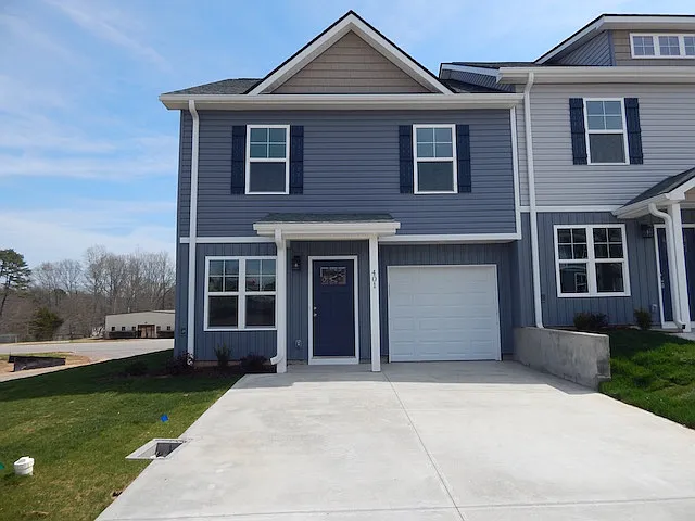 401 Bee Cove Way — Photo 1