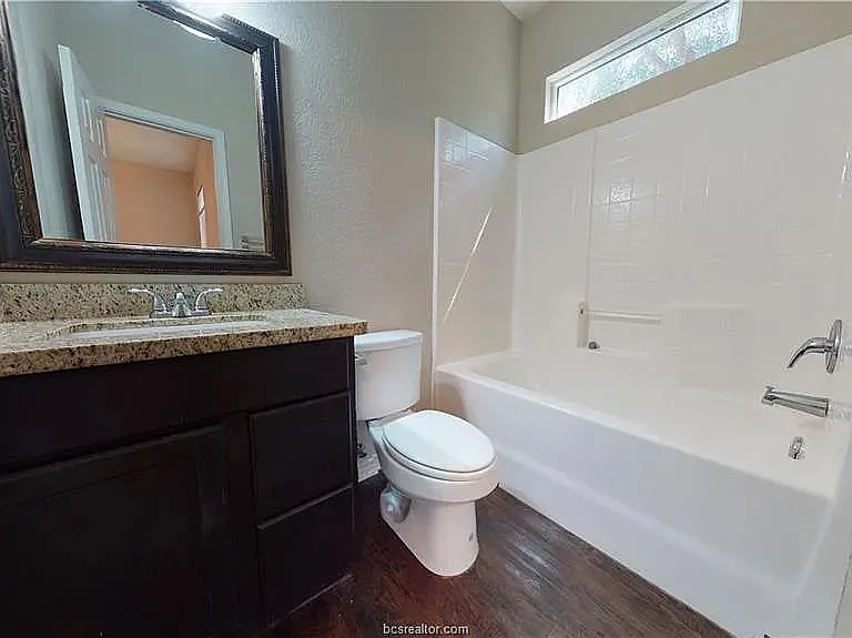 205B Sterling St — Photo 17