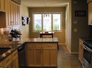 23 Riverwalk Dr #23, Weatogue, CT 06089