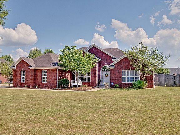 4th image of 292 Mossy Oak Dr