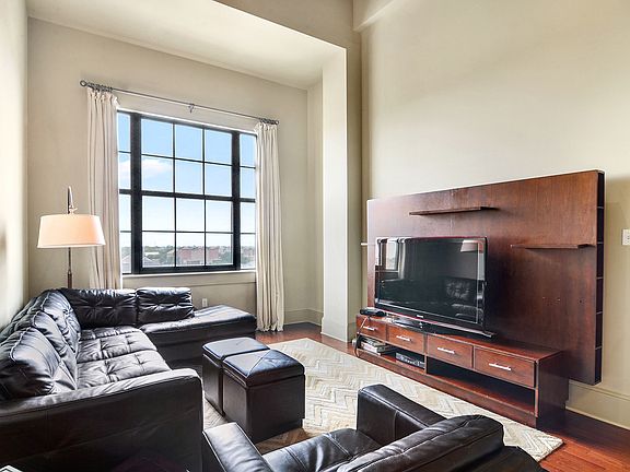 5th image of 1201 Canal St APT 551