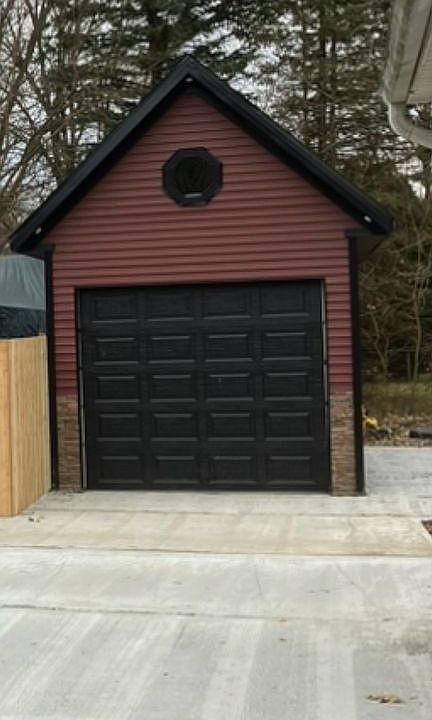 2nd image of 1307 Henry St
