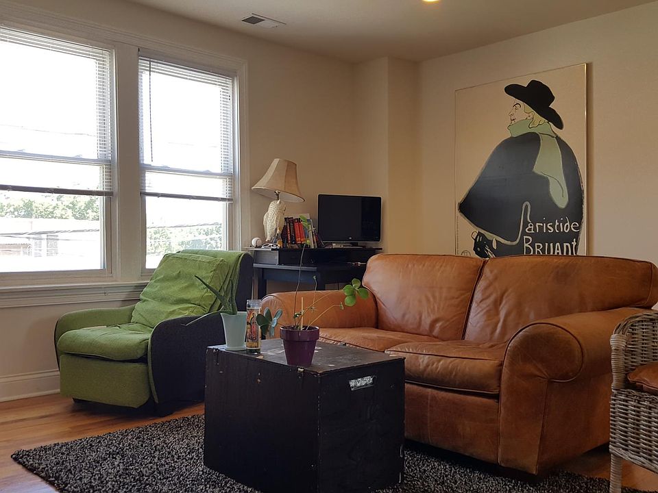 1st image of 2938 W Armitage Ave #2R