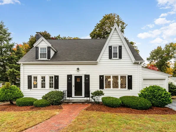 4 Harrington Rd, Winchester, MA 01890