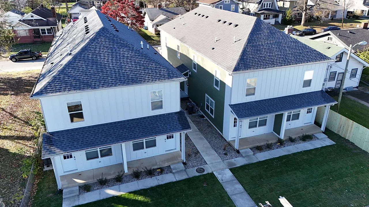 3909 Winthrop Avenue - B — Photo 3