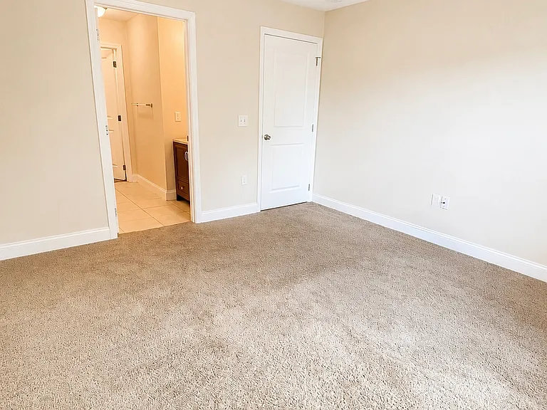642 Heraldo Ct — Photo 5