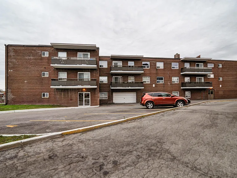 506 Danforth Rd — Photo 22