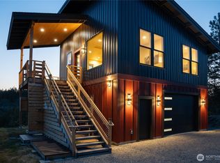 317 Cottontail Ln, Chelan, WA 98816