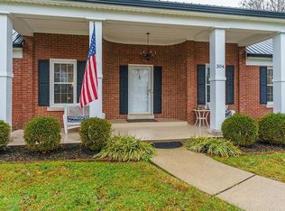 304 Barnes Mill Rd, Richmond, KY 40475