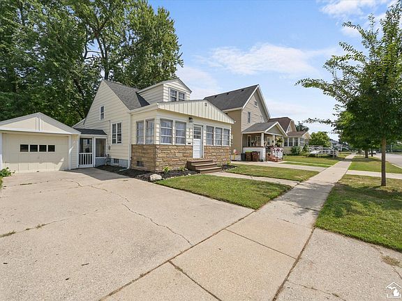 5th image of 524 N Roessler St