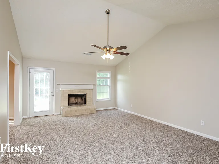 1500 Summer Lake Ter — Photo 5