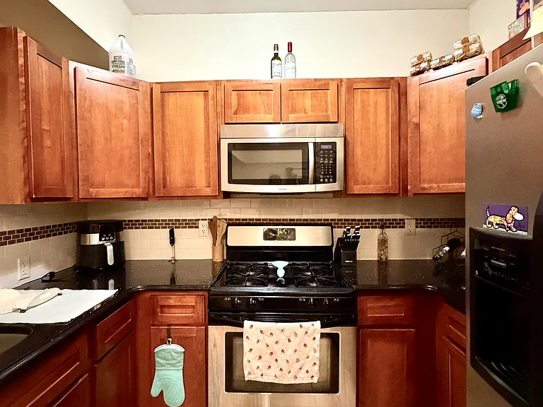 877 Broadway #1 — Photo 9