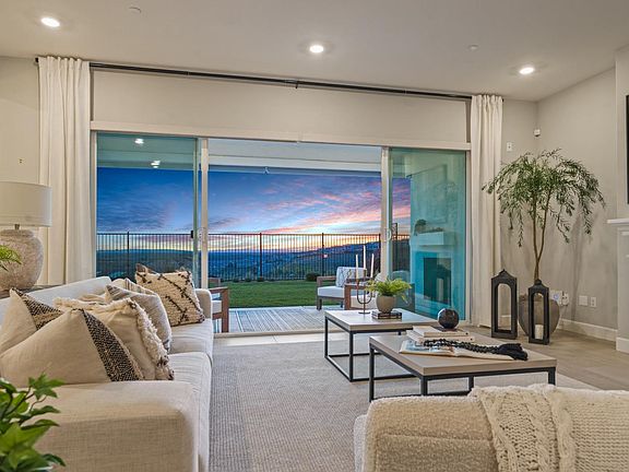 3rd image of 3363 Loggerhead Cir