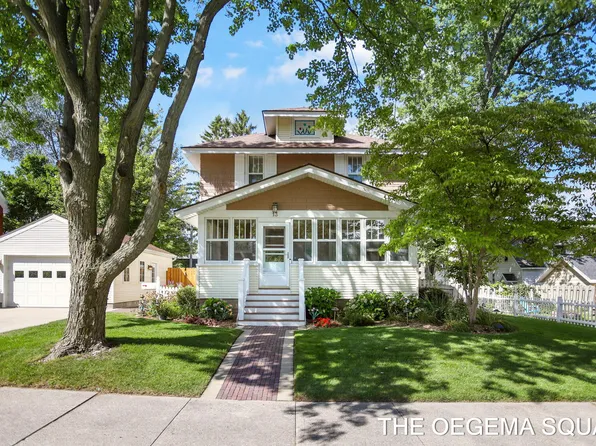 13 W 26th St, Holland, MI 49423