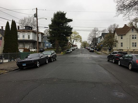 3rd image of 1369 Iranistan Ave