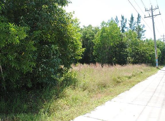 4th image of 8925 Skagway Ct