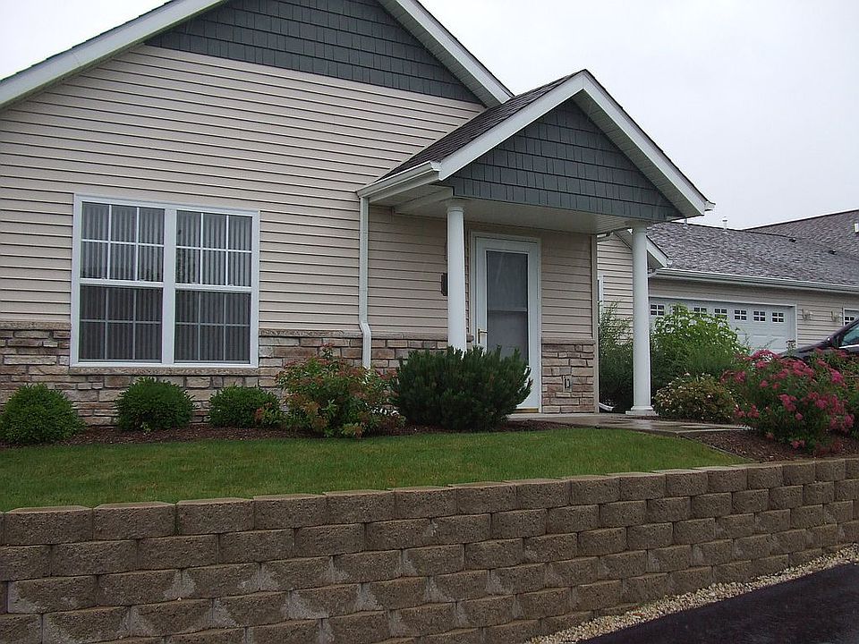 1st image of 235 Lily Ln