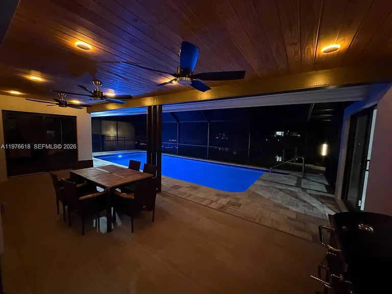 103 Tropicana Dr — Photo 44