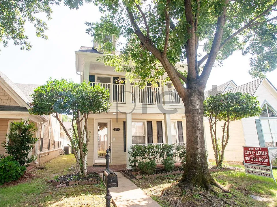 275 Island Village Dr