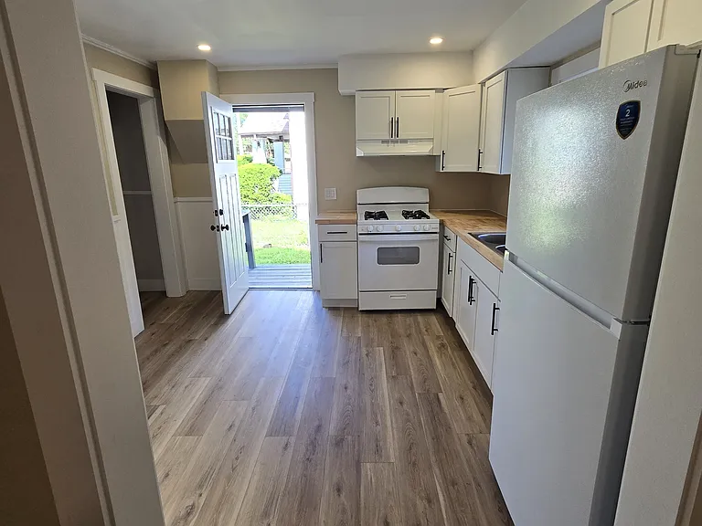 502 Pearl St #1 — Photo 19